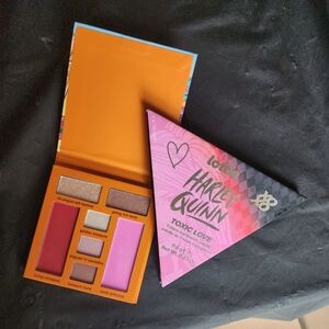 Unlisted makeup bundle